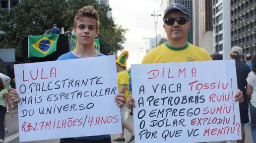 Pai e filho menor de idade.