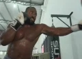 Mondragon lutador de MMA feirense desaparece após entrar no Rio Negro no Amazonas